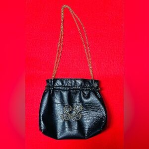 FS Original Black Clamshell Shoulder Purse